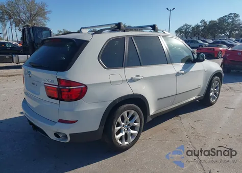 2012 BMW X5 xDrive35I/xDrive35I Premium/xDrive35I Sport Activity z USA, uszkodzony, nr VIN 5UXZV4C58CL753901
